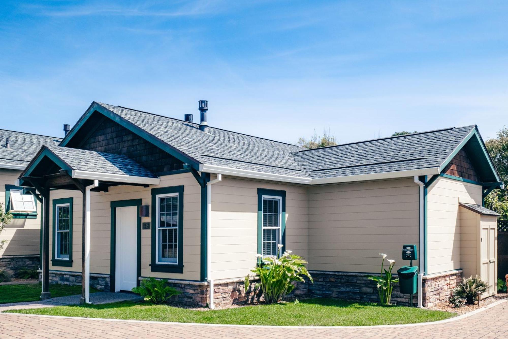 Elk Sacred Rock Inn מראה חיצוני תמונה